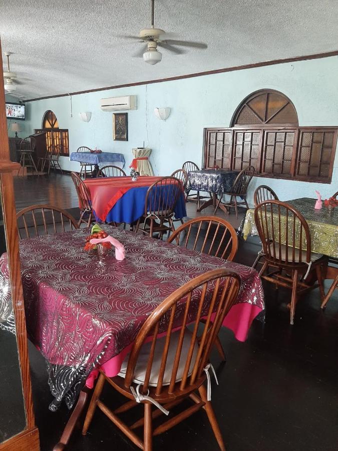 Fisherman'S Inn Hotel Florence Hall 外观 照片