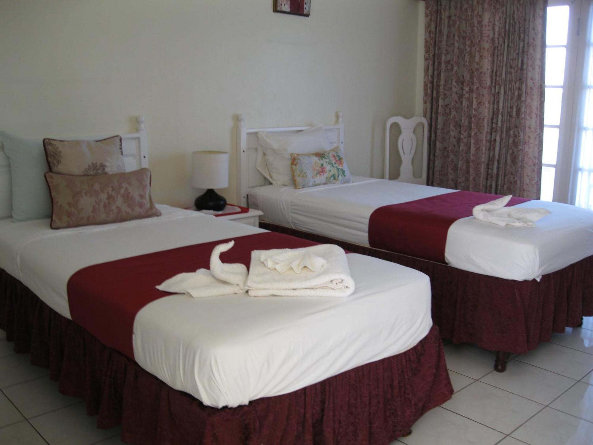 Fisherman'S Inn Hotel Florence Hall 外观 照片