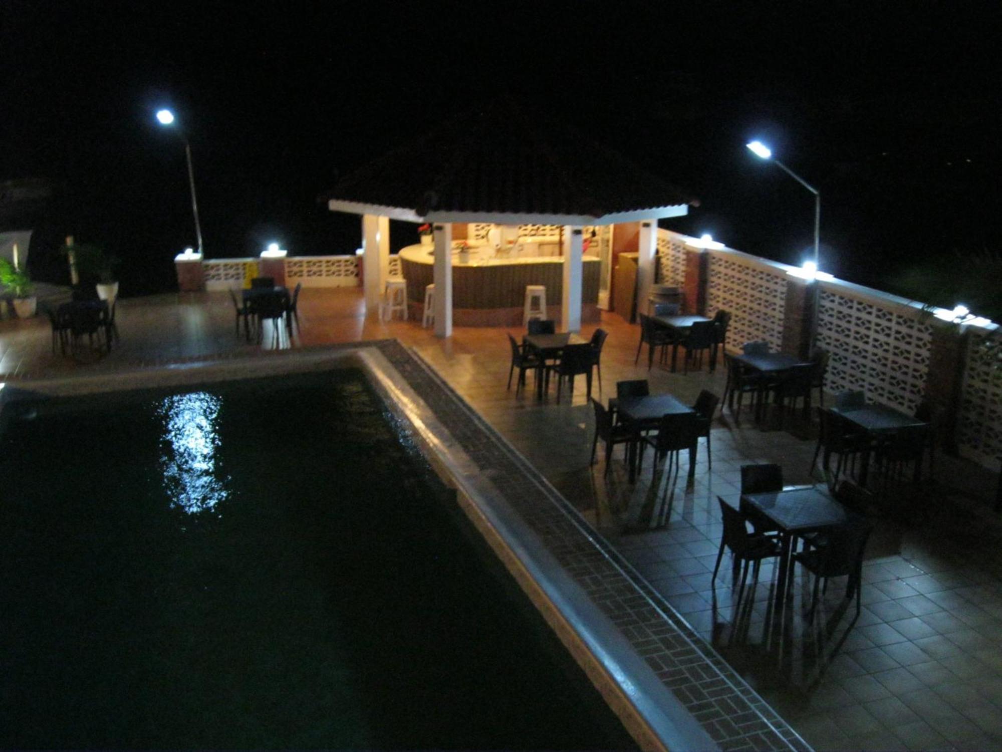 Fisherman'S Inn Hotel Florence Hall 外观 照片
