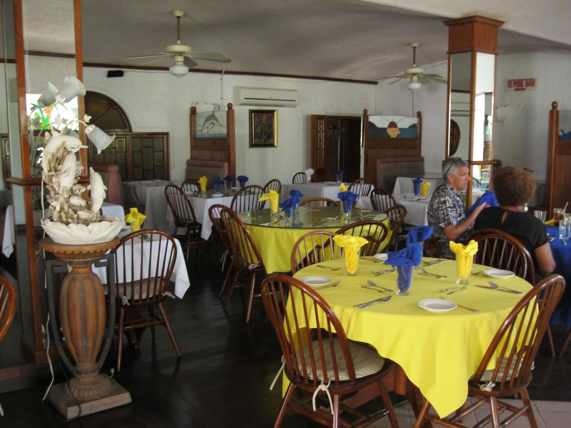 Fisherman'S Inn Hotel Florence Hall 外观 照片
