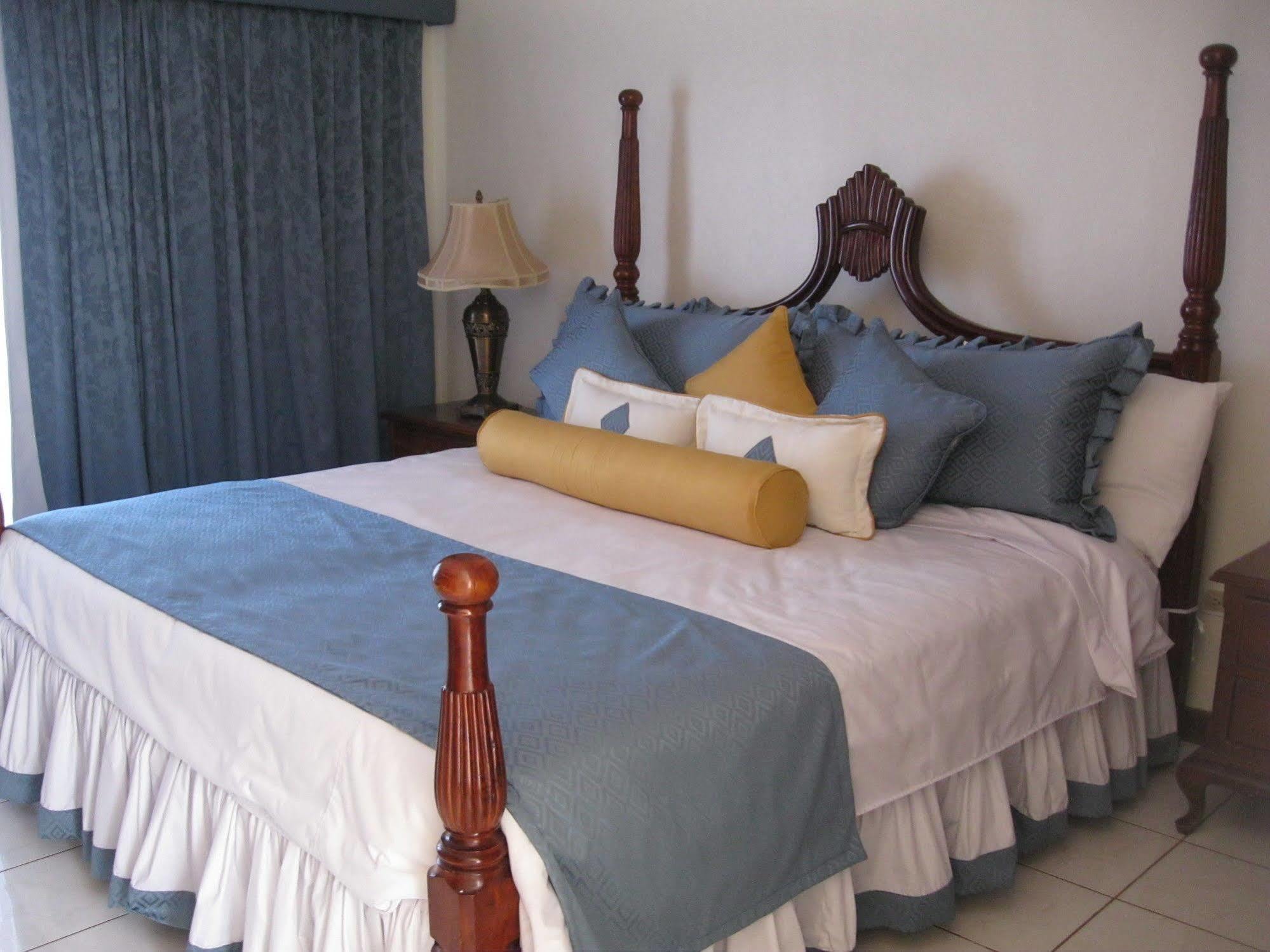 Fisherman'S Inn Hotel Florence Hall 外观 照片